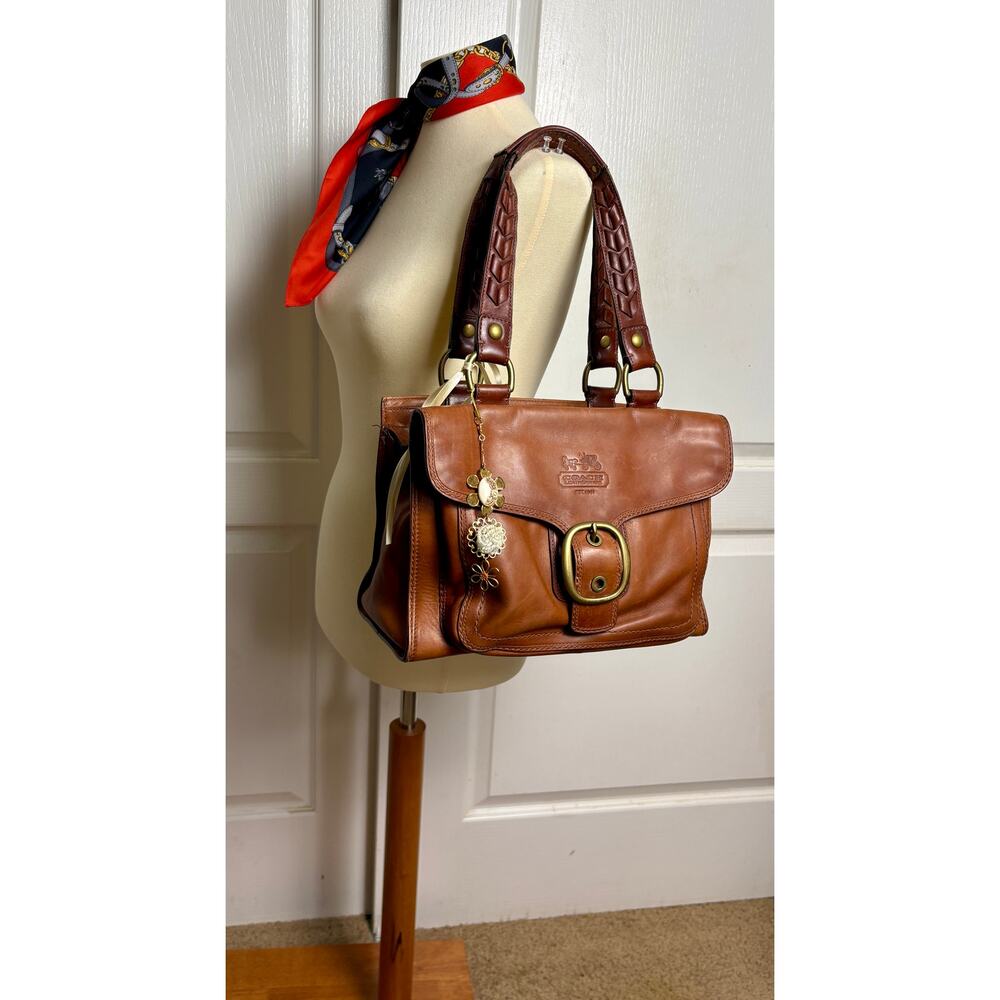 Coach Vintage Y2K Legacy Bleeker Flap Shopper in Brittish Tan Vachetta Leather - Picture 2 of 16
